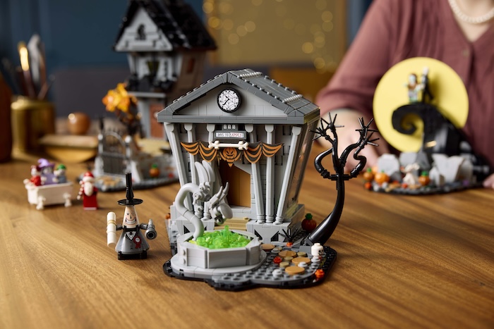 Nightmare Before Christmas LEGO Build